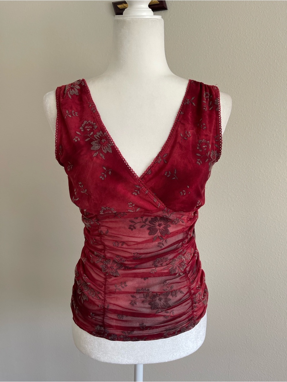 Charlotte Russe Burgundy Floral Mesh Ruched V-Neck Tank